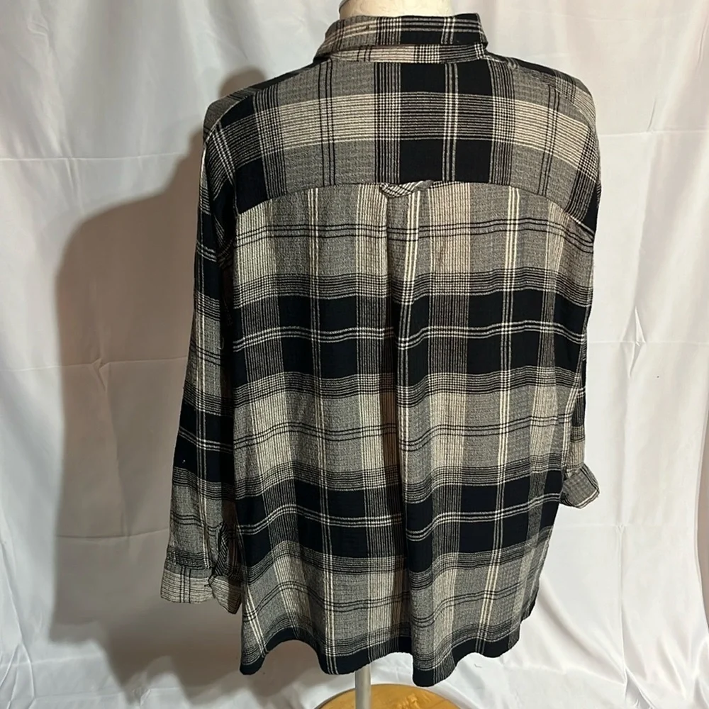 BDG urban outfitters button down long sleeve shirt size medium - Picture 4 of 11